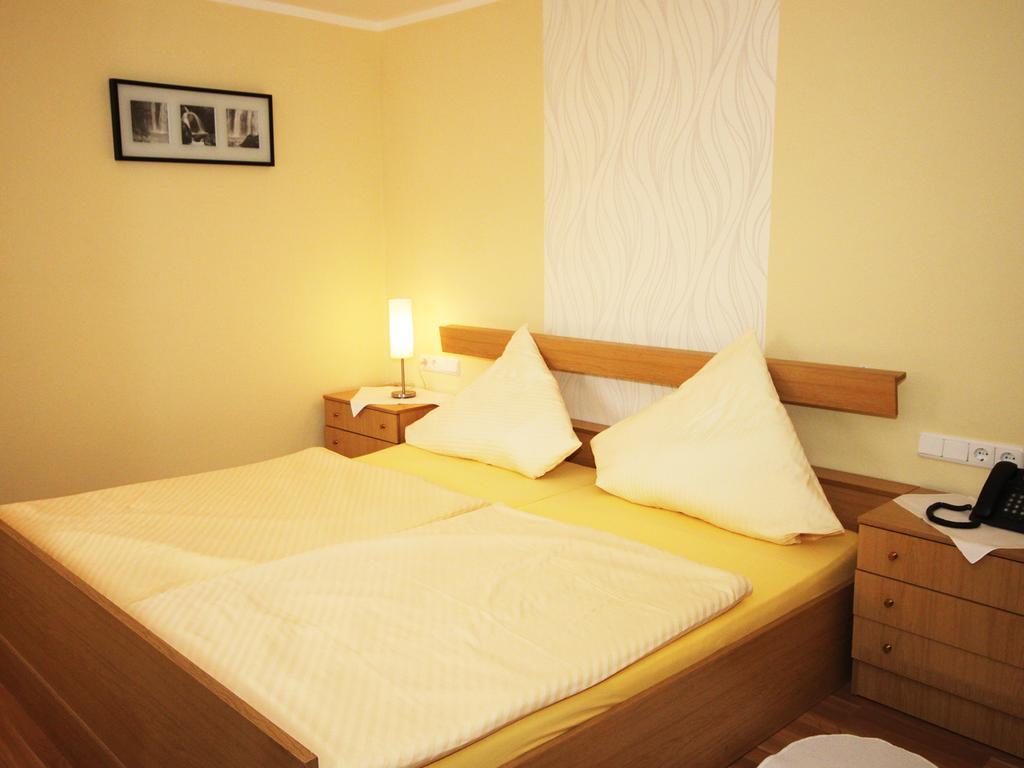 Landhotel Weinrich Naumburg  Номер фото